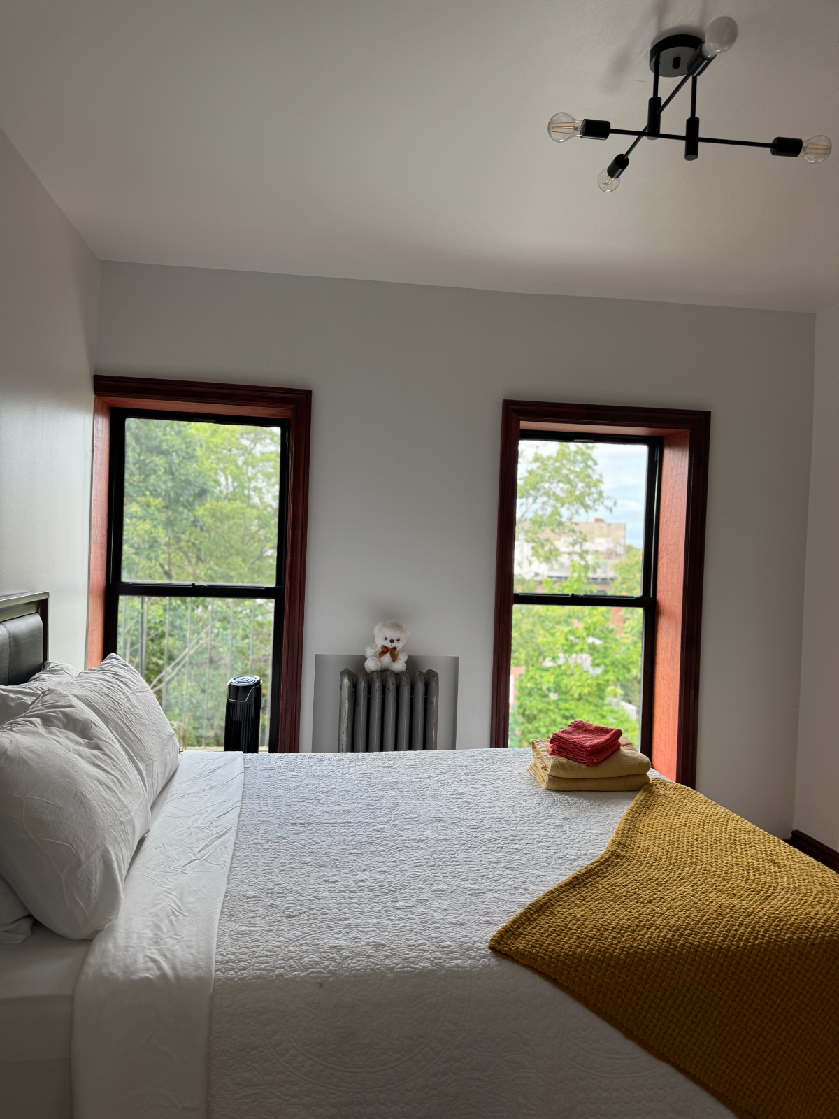 Pur Bonheur - In Brooklyn - Photo 10