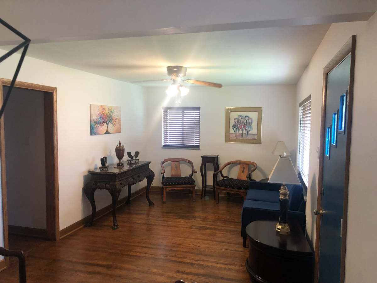 Spacious 4-Bedroom Home with Modern Comforts in a Peaceful Winfield Spot - Photo 6