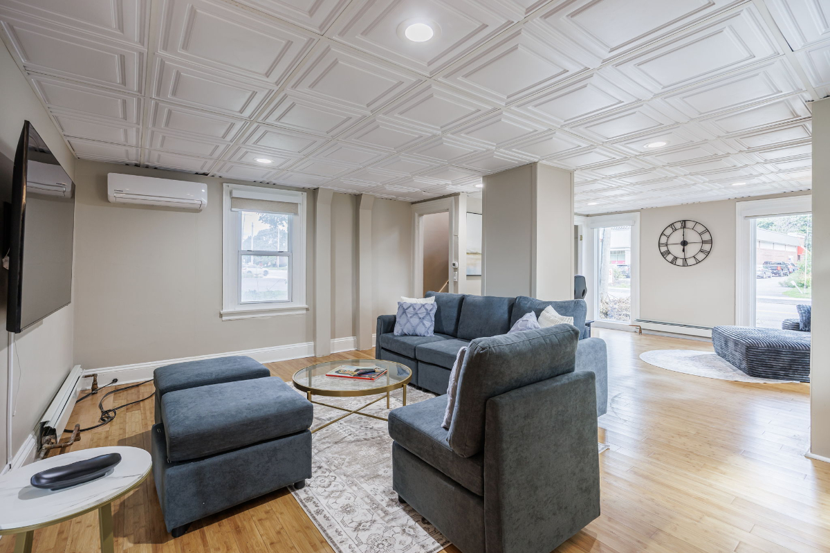 Brighton Retreat near URMC and Pittsford Plaza - Photo 8
