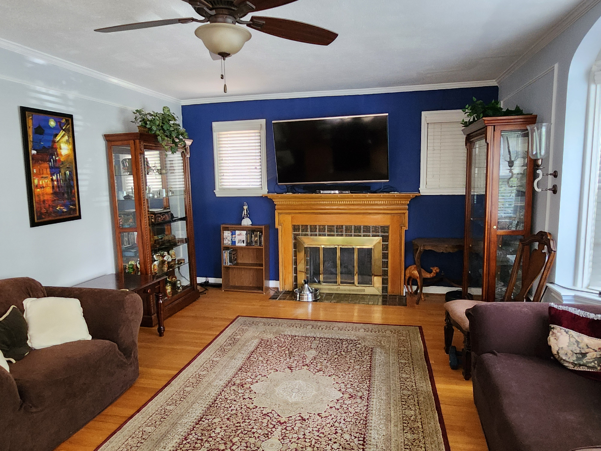 Amazing 3BR Furnished Retreat w/ Garden Oasis & Hot Tub -- Outstanding Location - Photo 4