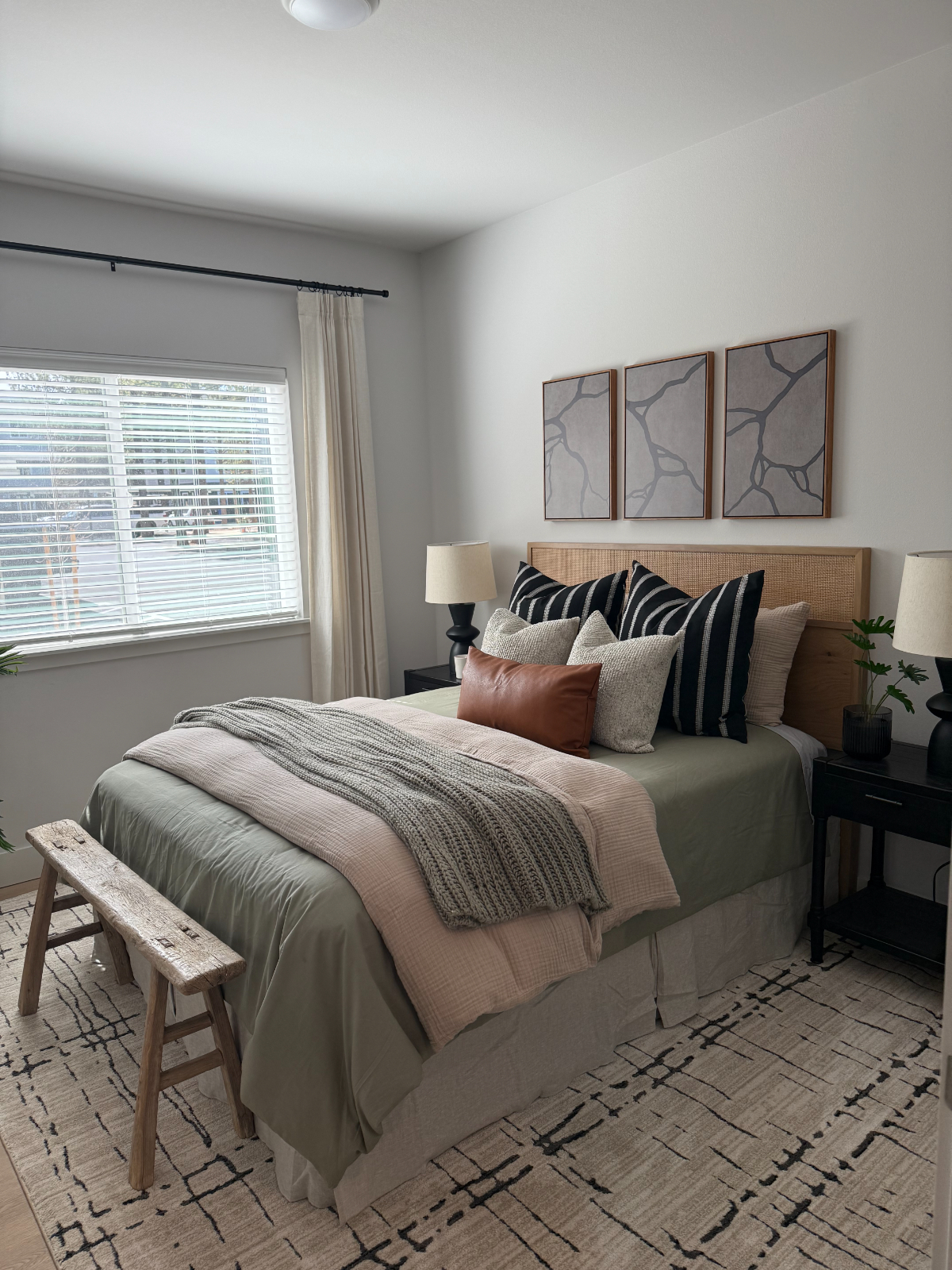 Modern Mountain Living Community with 24/7 Fitness Center - Pet Friendly - Sauna - On-Site Dog Park-Clubhouse 160-102 - Photo 6