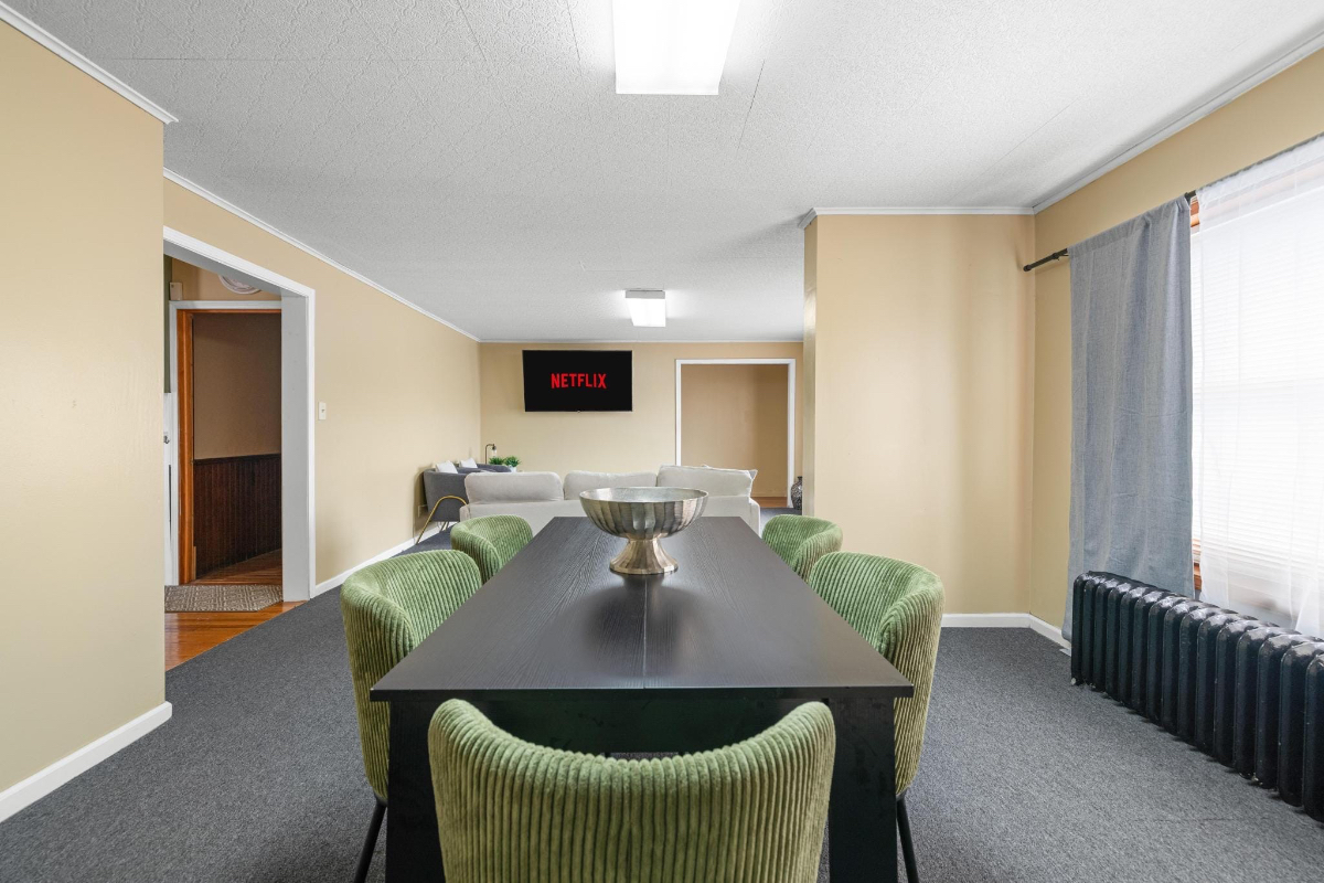 3 bed room/1 bath cozy apartment - Photo 2