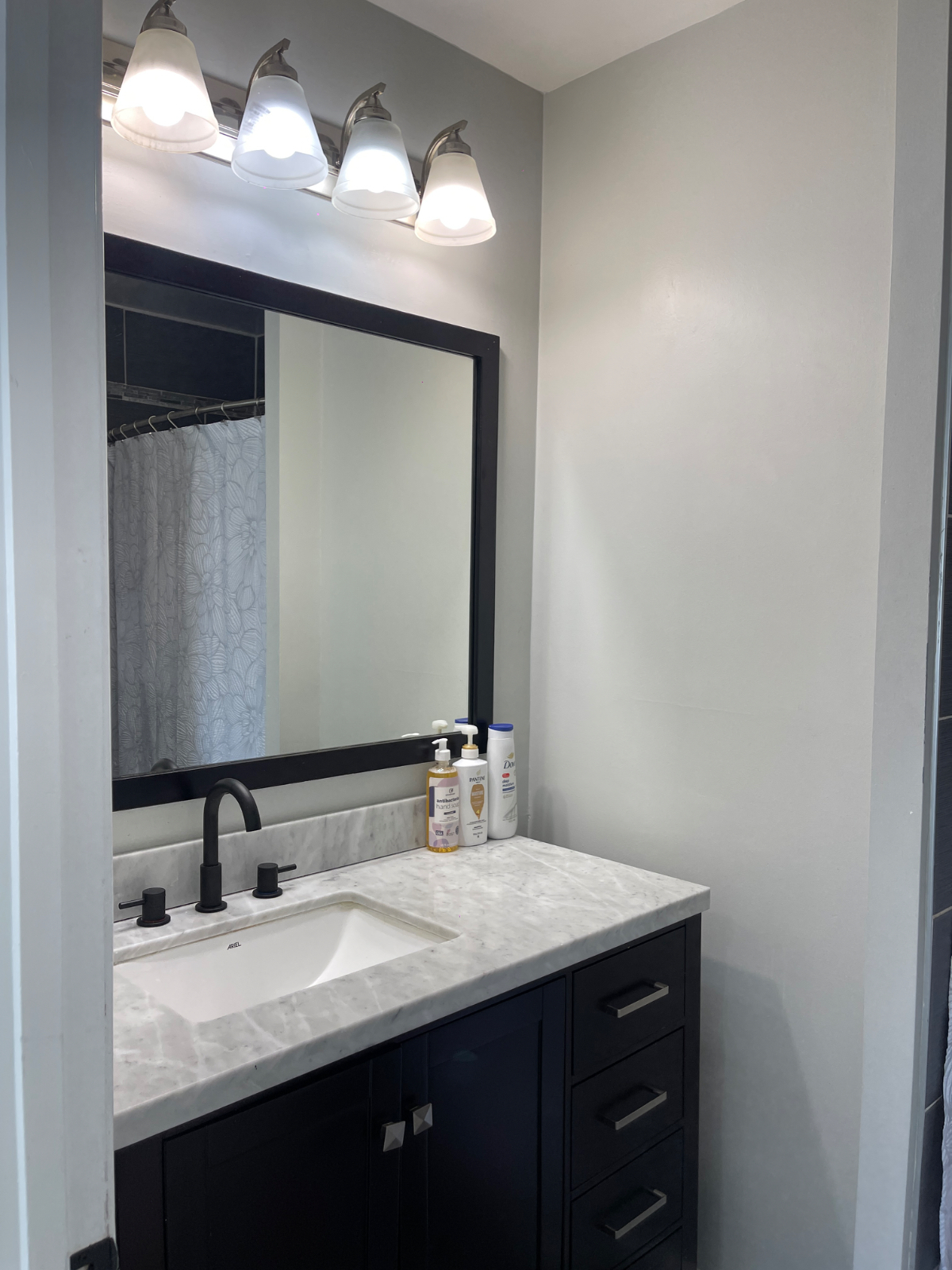 Private Bedroom & Bath. Quiet Home Near Green Line Metro. All Utilities Included - Photo 7