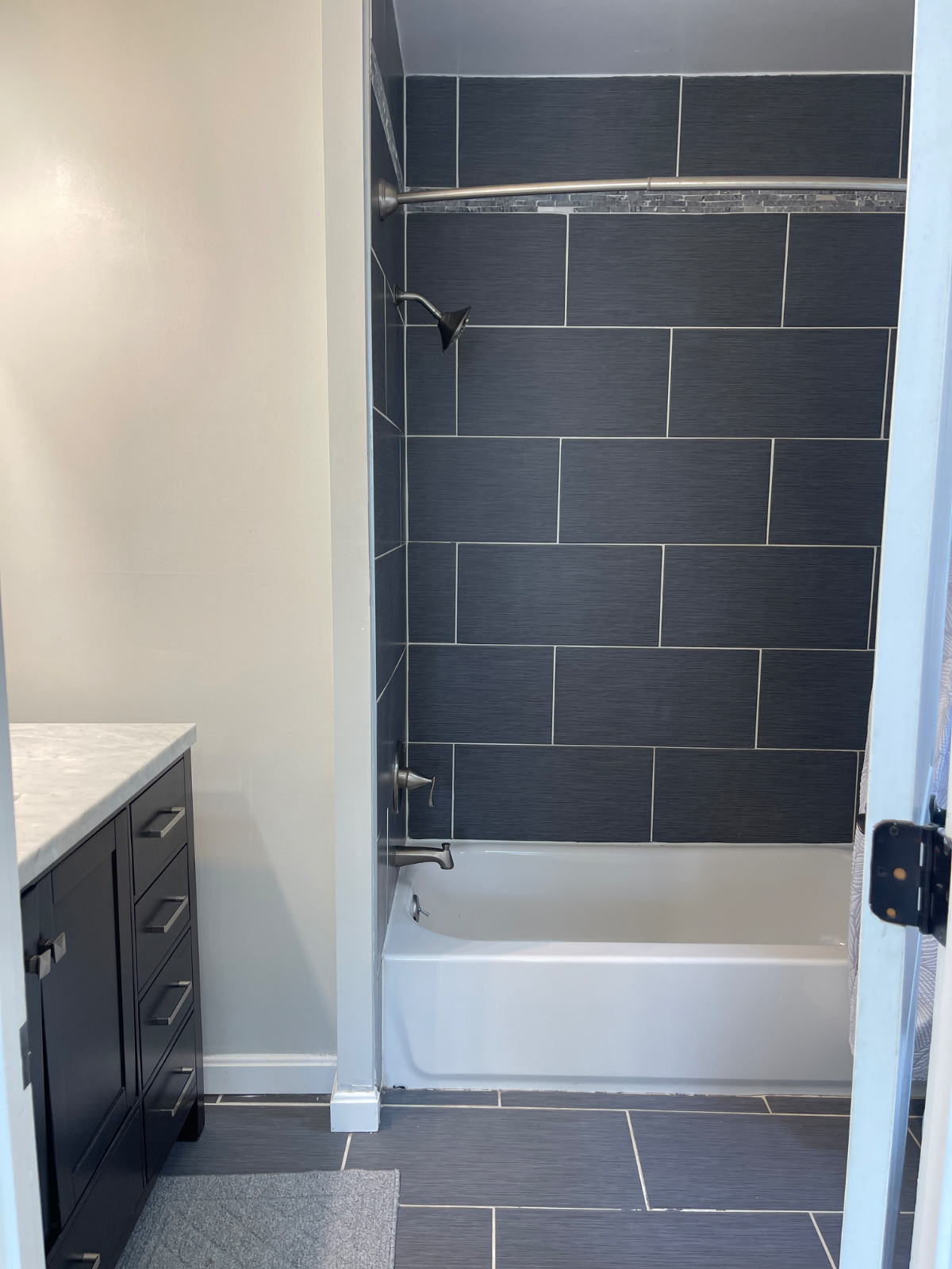 Private Bedroom & Bath. Quiet Home Near Green Line Metro. All Utilities Included - Photo 11
