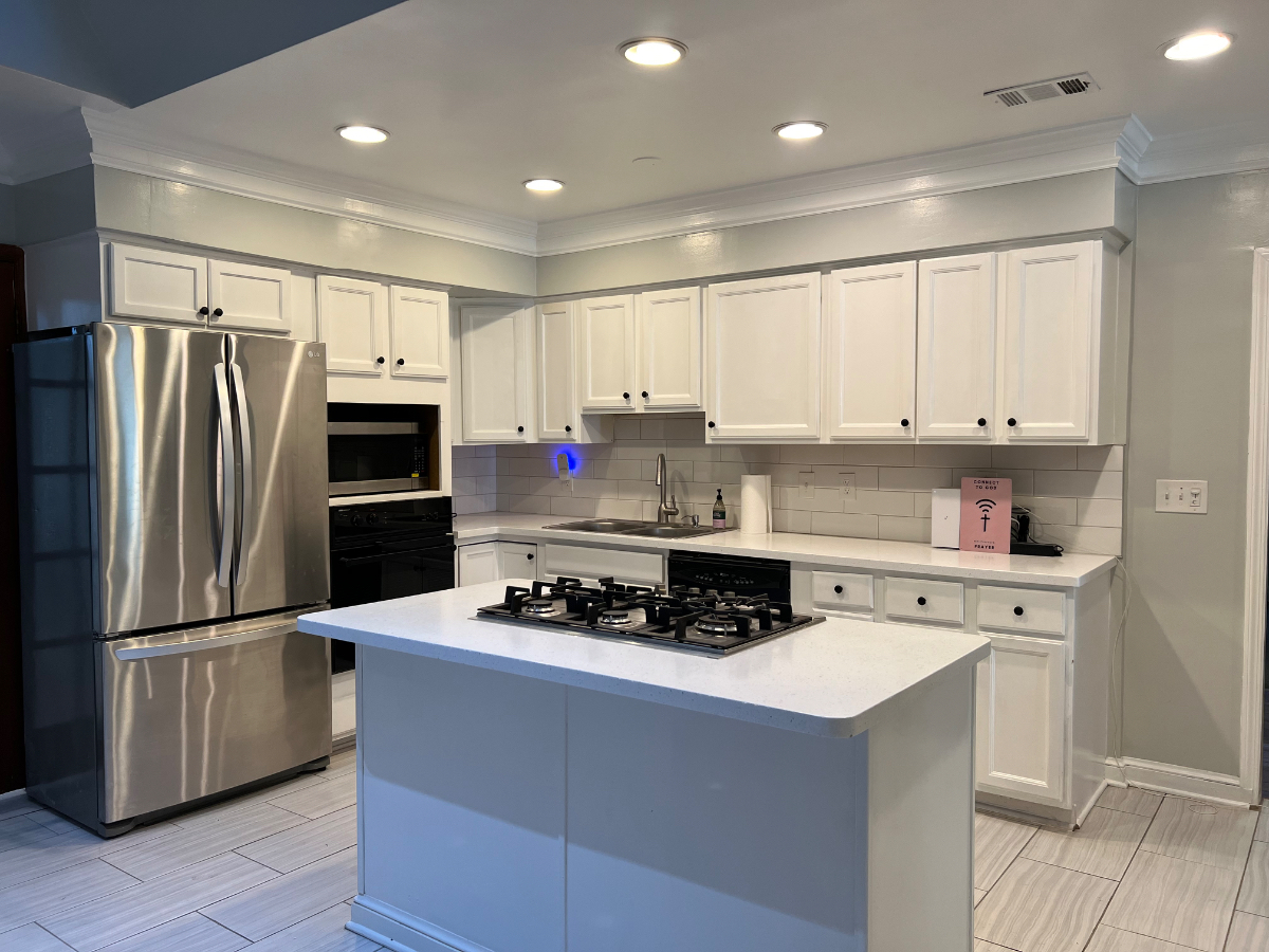 Private Bedroom & Bath. Quiet Home Near Green Line Metro. All Utilities Included - Photo 2