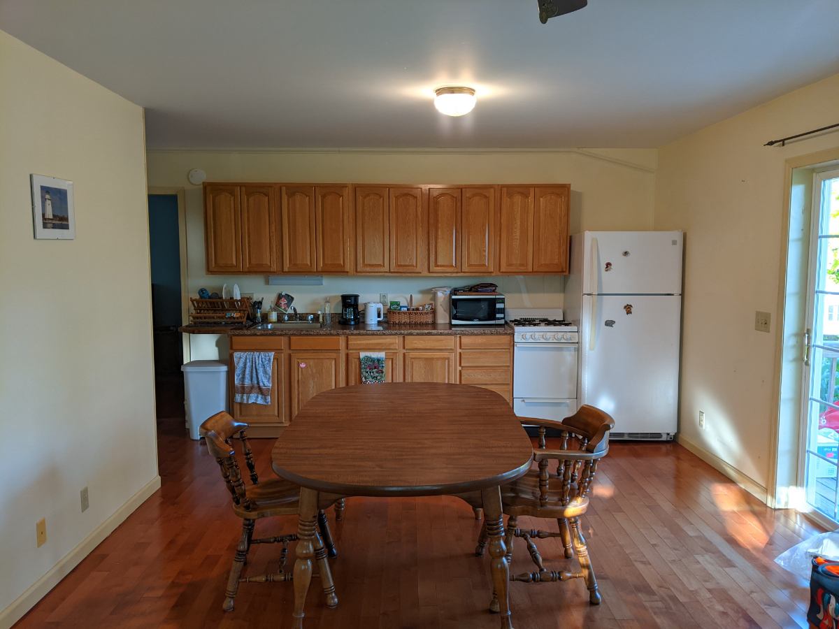 Large 1-Bedroom 'Treetop' Countryside Apartment - Photo 5