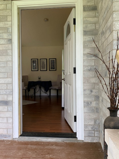 G, 1st Floor 1BR Beautiful View in Prime Location - Photo 3
