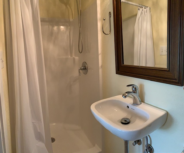 G, 1st Floor 1BR Beautiful View in Prime Location - Photo 10