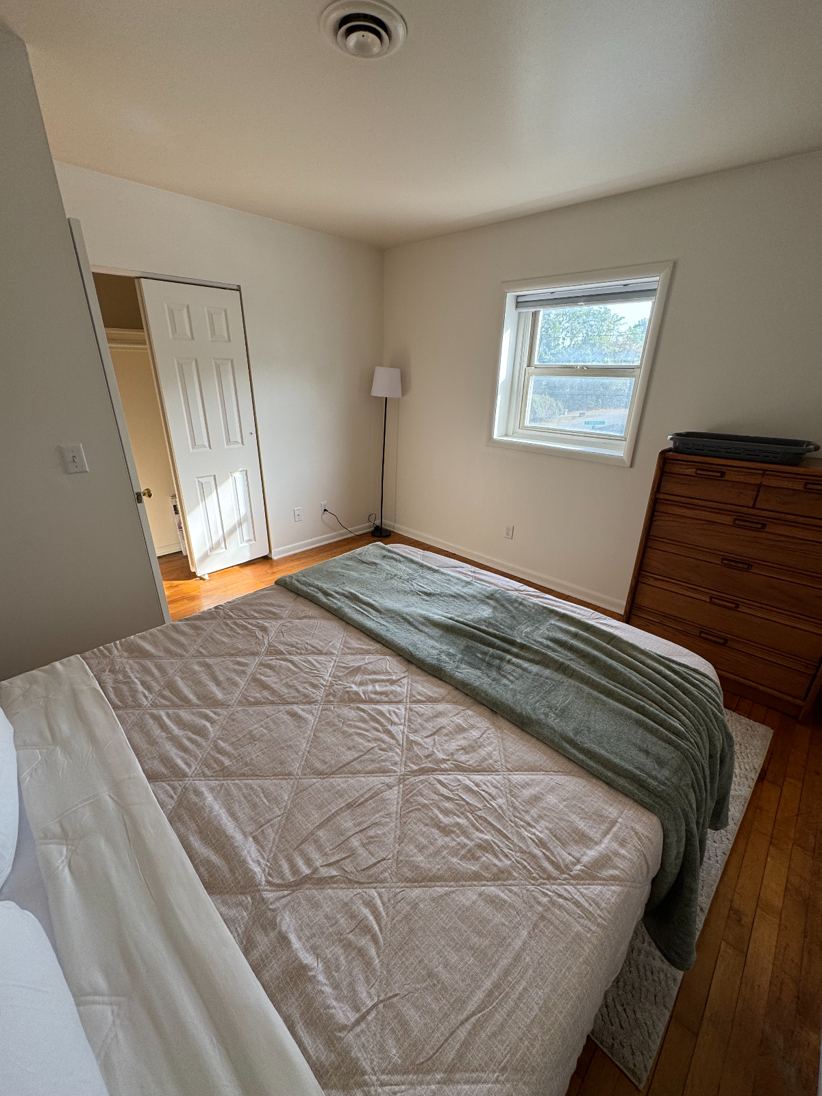 2 BR - LAUNDRY - NO PET FEE - Photo 12
