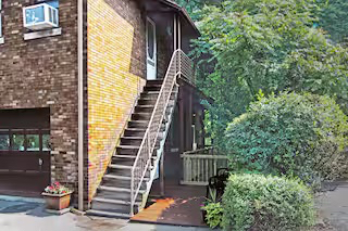 Workers Rest Guest House - Photo 8