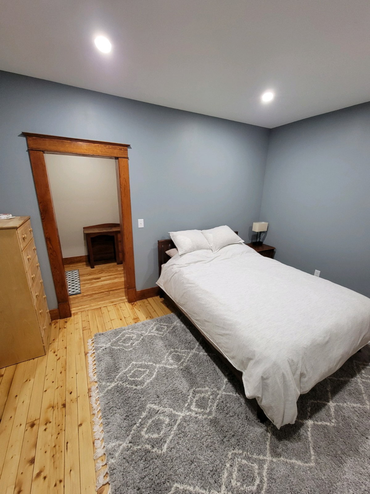 Downtown Winooski 1 Bedroom Apartment 1 Mile to UVM Medical on Busline - Photo 2