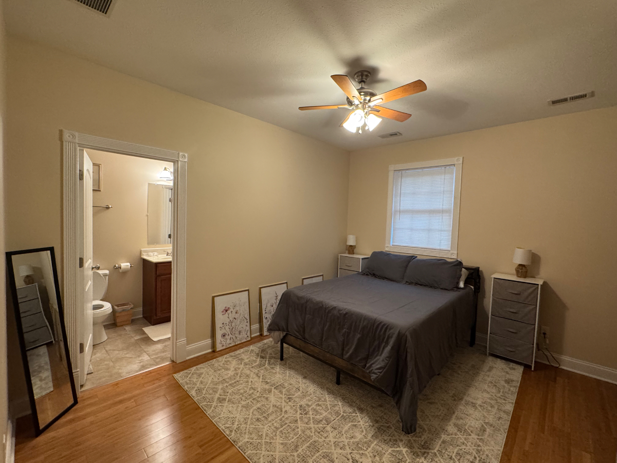 Private Room Near Hospitals on a Quiet Street - Photo 8