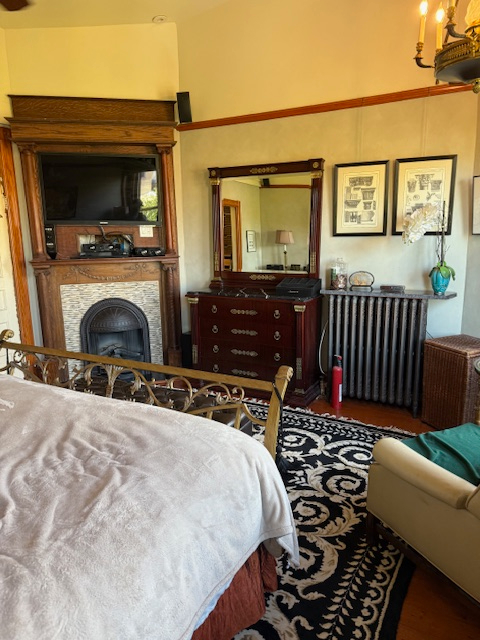 Fully Furnished Room Near U Street with In-Unit Laundry and More - Photo 3