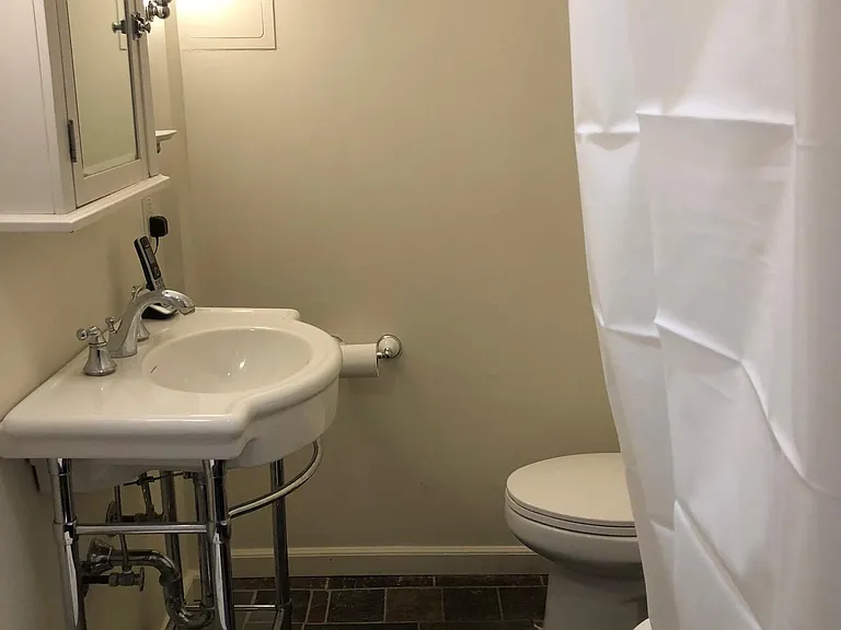 Fully Furnished Room Near U Street with In-Unit Laundry and More - Photo 8
