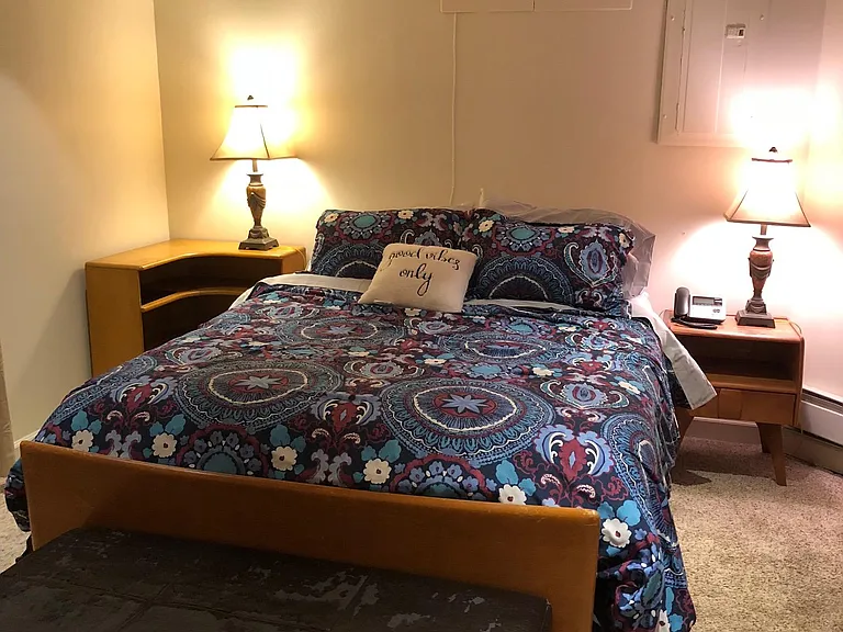 Fully Furnished Room Near U Street with In-Unit Laundry and More - Photo 11