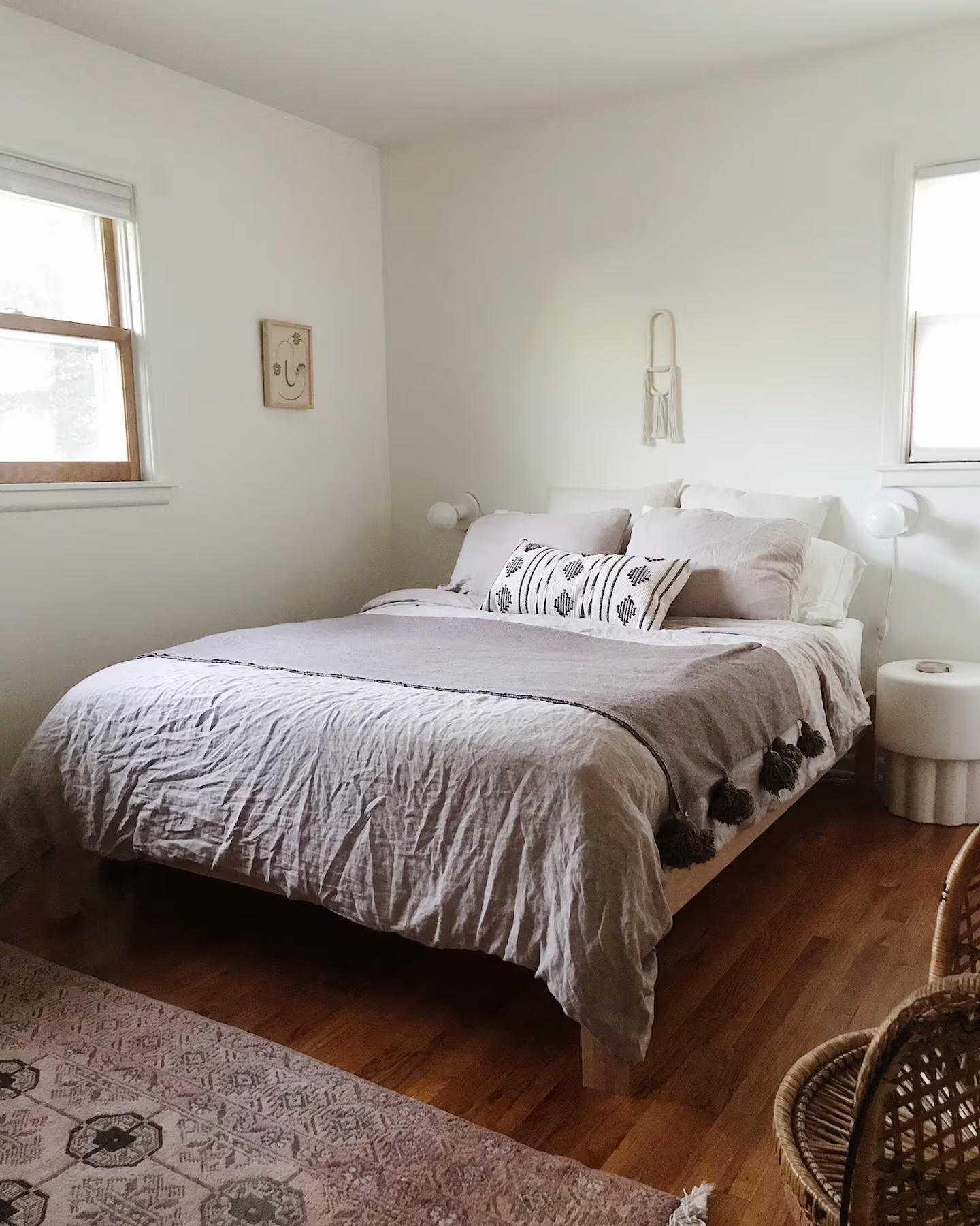 Furnished 3BR Home Near UVM Medical Center | Dog Friendly + Fenced Yard | Utilities Included | AVAIL - Photo 5