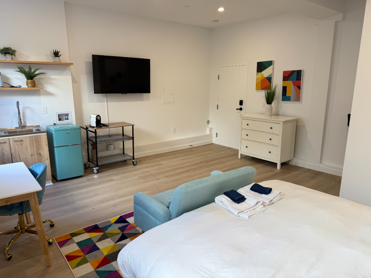 NEW, Bright, Spacious Cow Hollow Studio - Photo 1