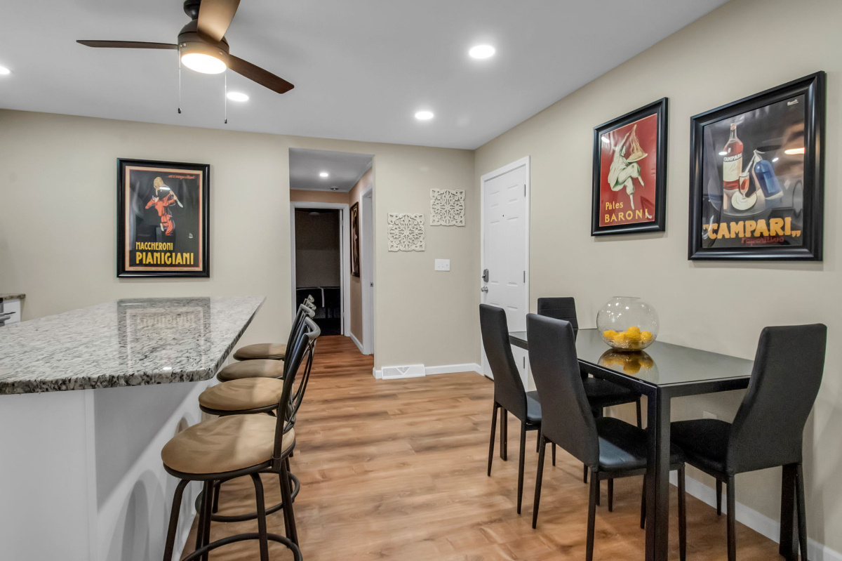 Cozy, Fully Renovated 3-Bedroom Home with Big Yard, Natural Light, and Modern Amenities - Photo 6