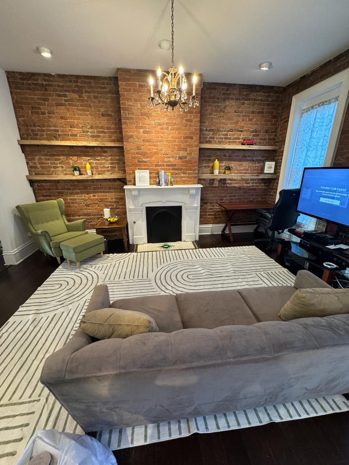 Fully Furnished Victorian Home with River Views Downtown Wheeling - Photo 3