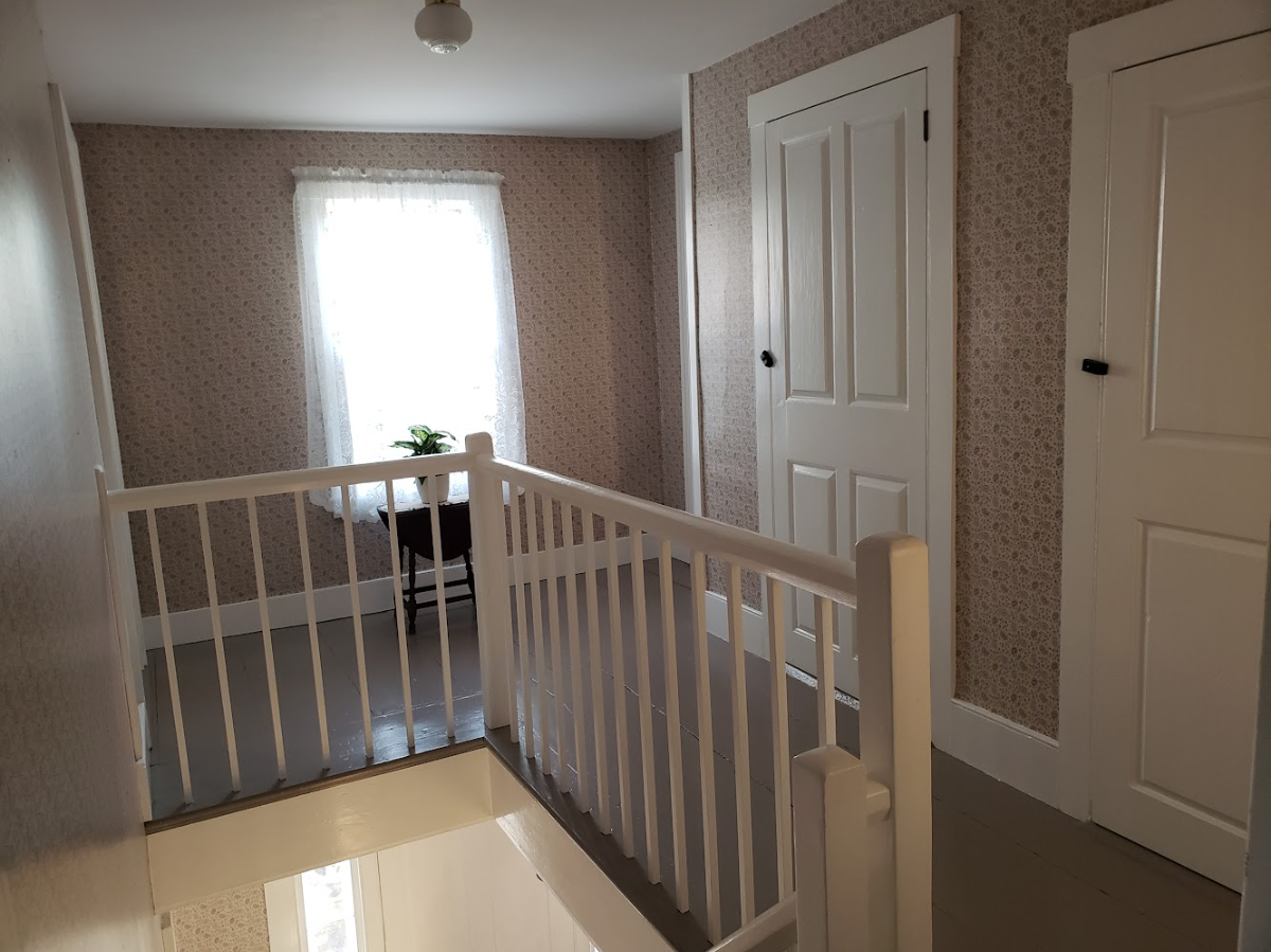 Large One Bedroom Apartment on Farm - Photo 8