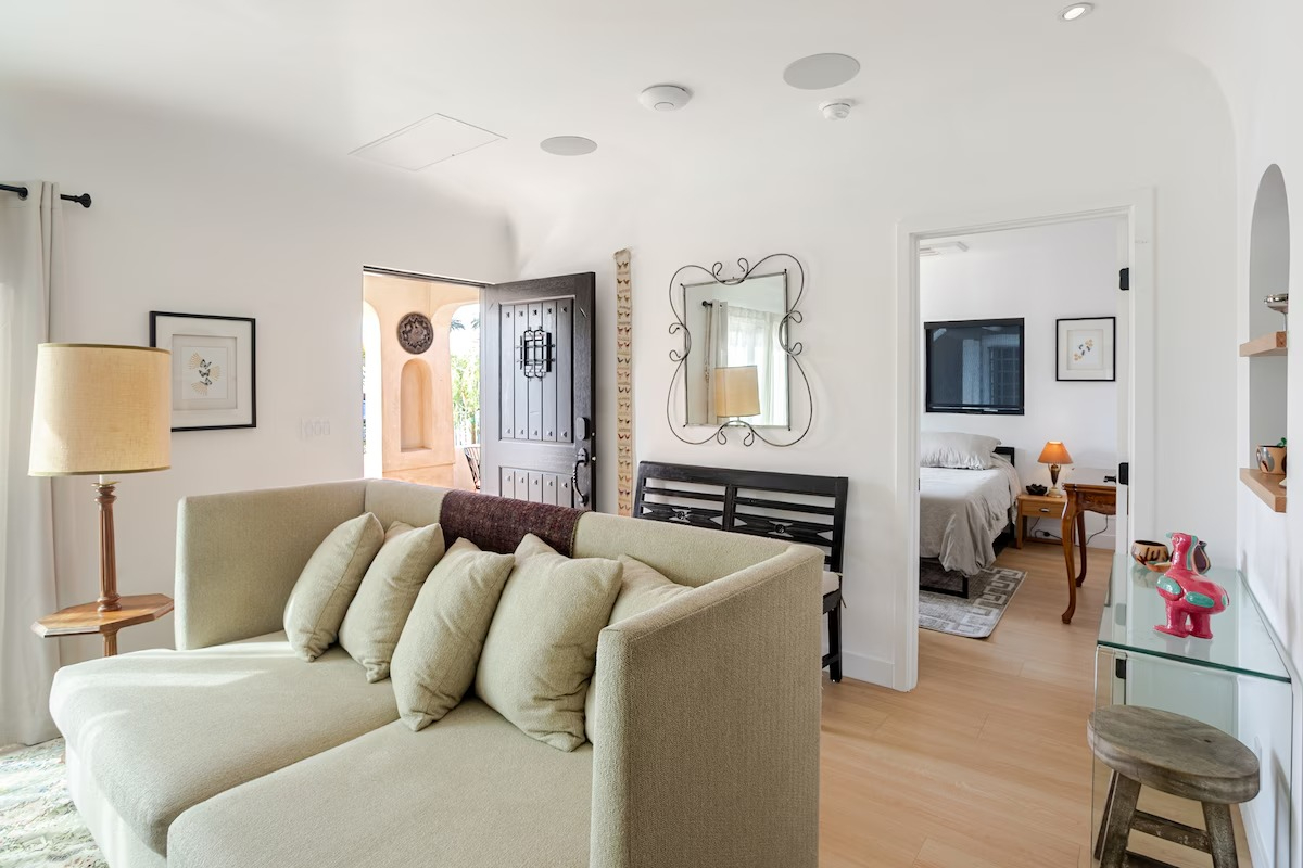 1BR Spanish Bungalow / Luxury Vintage Charm & Walkable / EV Charger - Photo 4