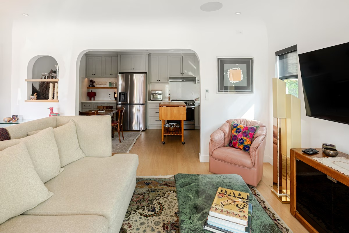 1BR Spanish Bungalow / Luxury Vintage Charm & Walkable / EV Charger - Photo 3