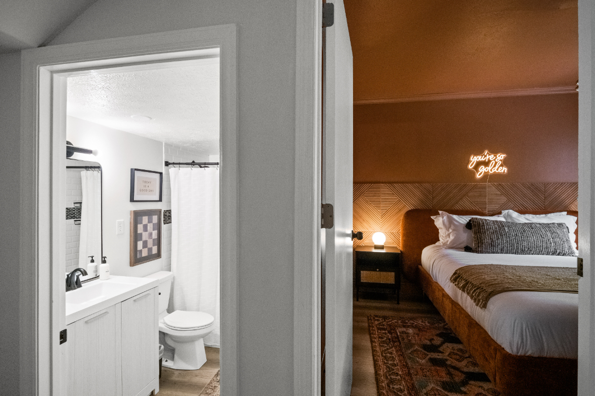 Adventure and Comfort Combined Furnished Oak Hill Haven - Photo 5