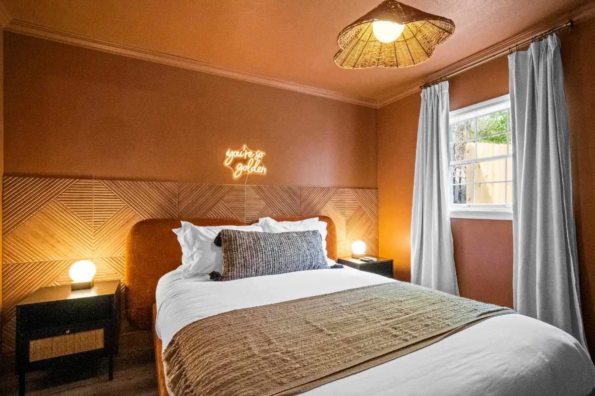Adventure and Comfort Combined Furnished Oak Hill Haven - Photo 4