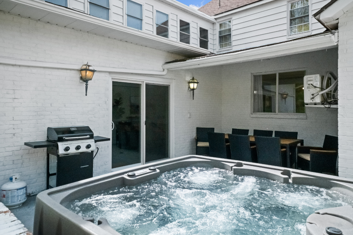 Adventure and Comfort Combined Furnished Oak Hill Haven - Photo 6