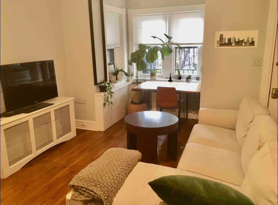 Stylish 1BR Apt in historic Capitol Hill - Photo 3