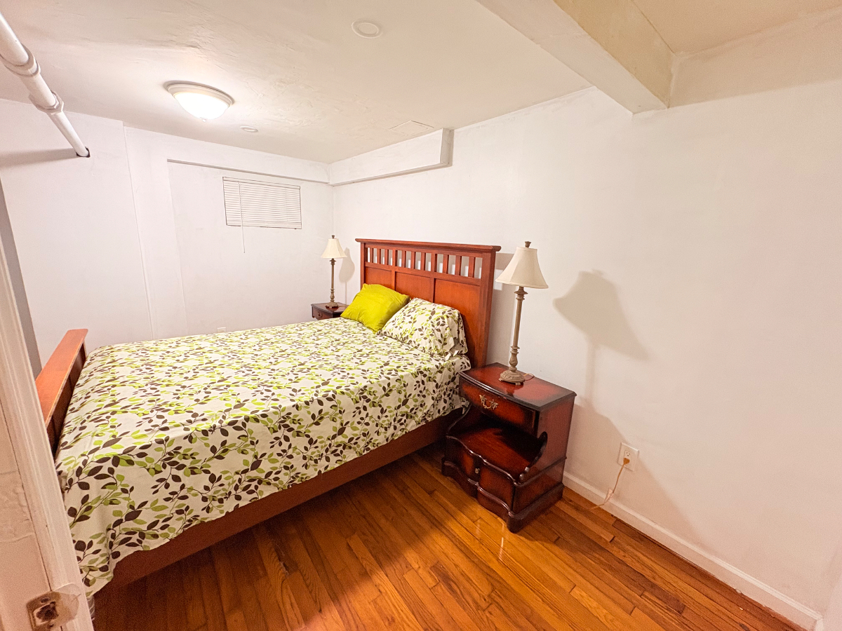 Prime Hempstead Rental - Photo 3