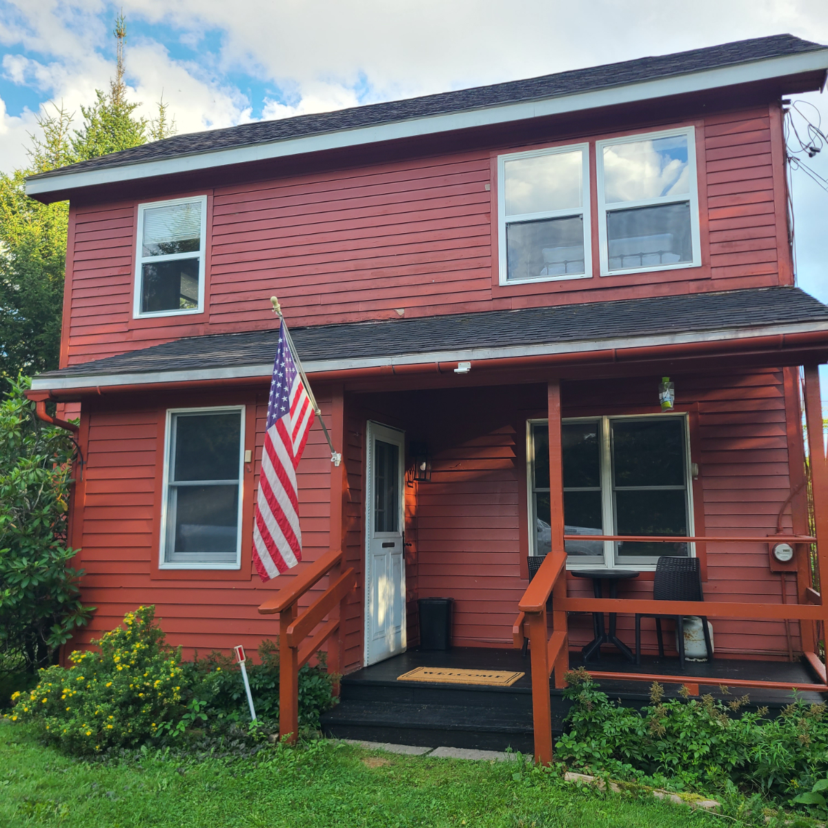Bennington Woodford House in Private Community - Photo 4