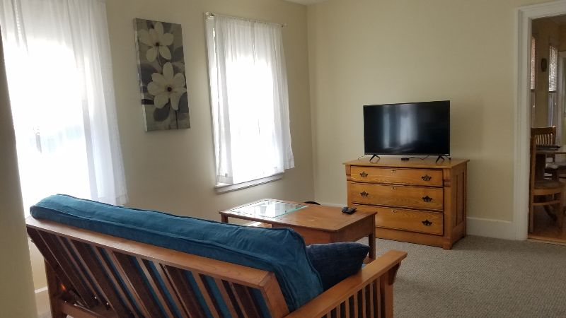 Intown Apartment Close to Everything - Photo 5