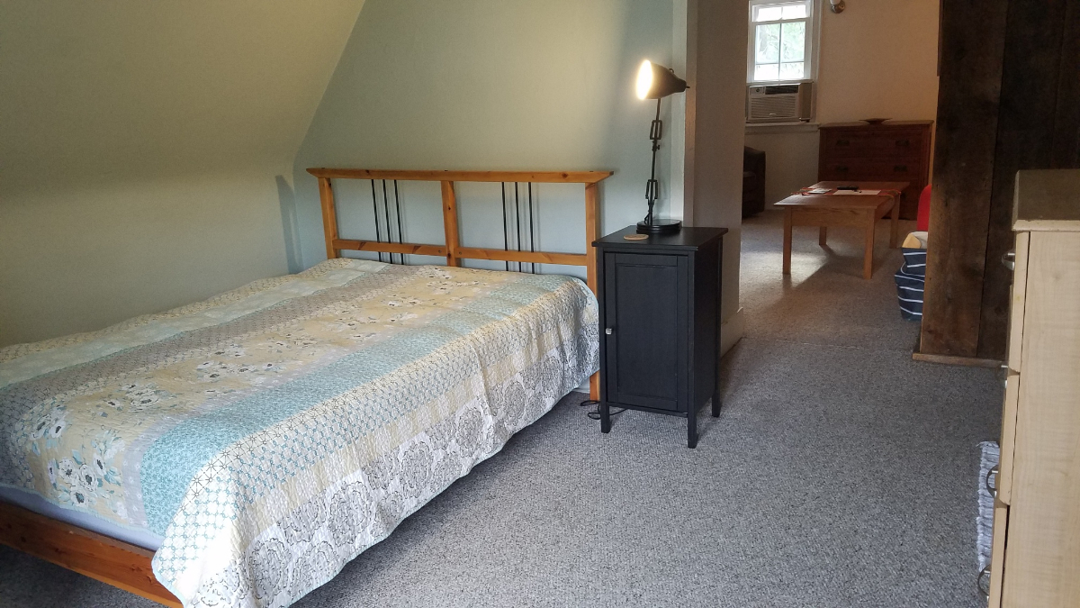 Intown Apartment Close to Everything - Photo 5