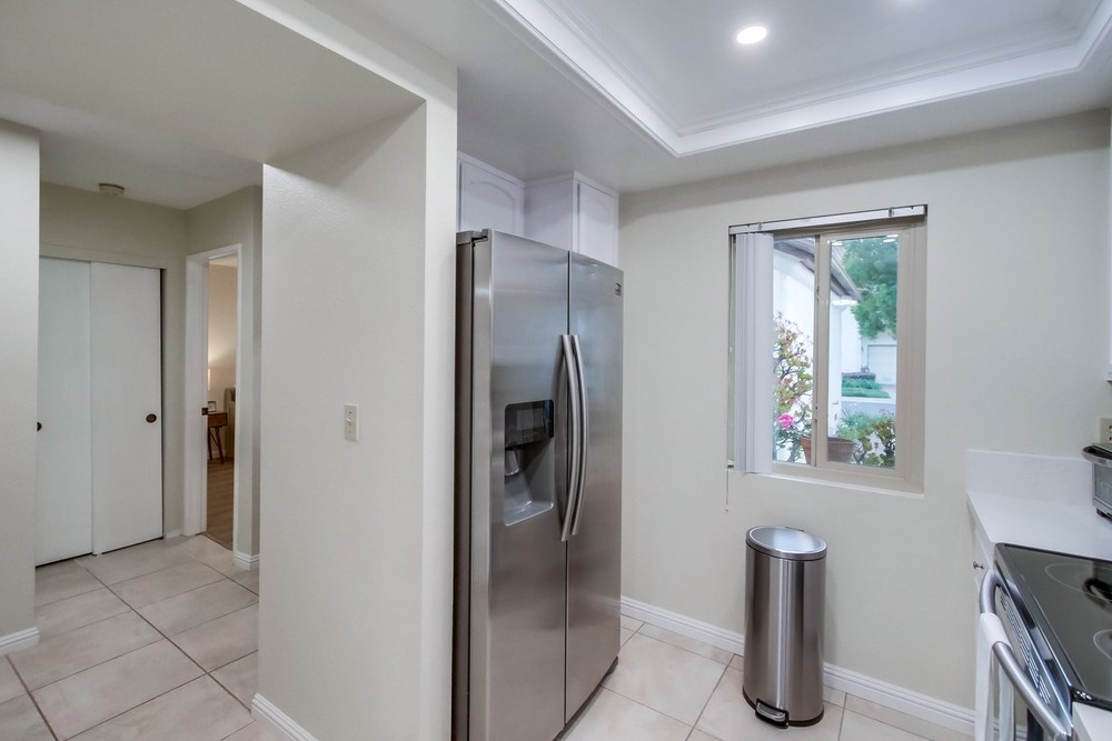 Bernardo Heights Single story 2 bedroom with attached garage and Golf Course Views - Photo 4
