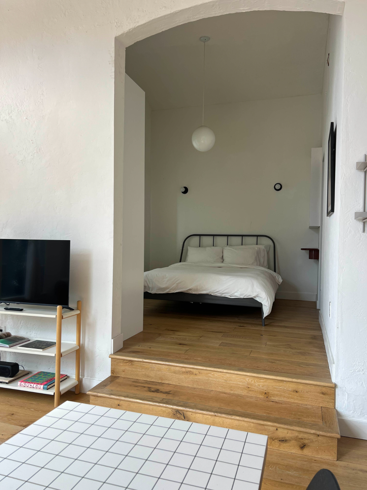 Open-Concept Loft in the Heart of Echo Park - Photo 5