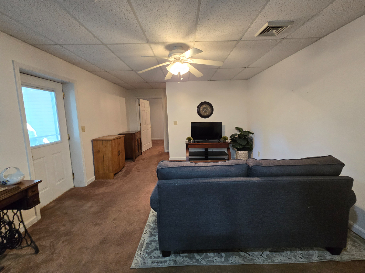 Home Away From Home - Photo 4