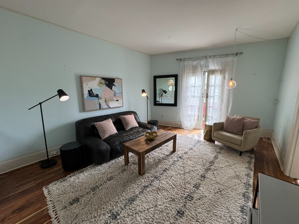 Charming & Private 3 bedroom one bath in the heart of the Glen Park village. Steps to BART - Photo 1
