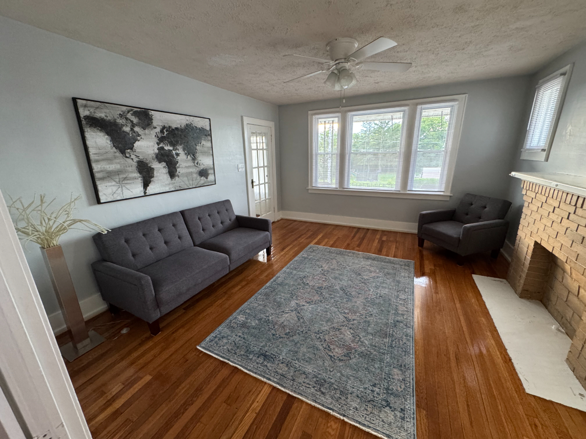Private Room in Nice Quiet Neighborhood 5 min from Wynn, Utica College, MVCC - Photo 4