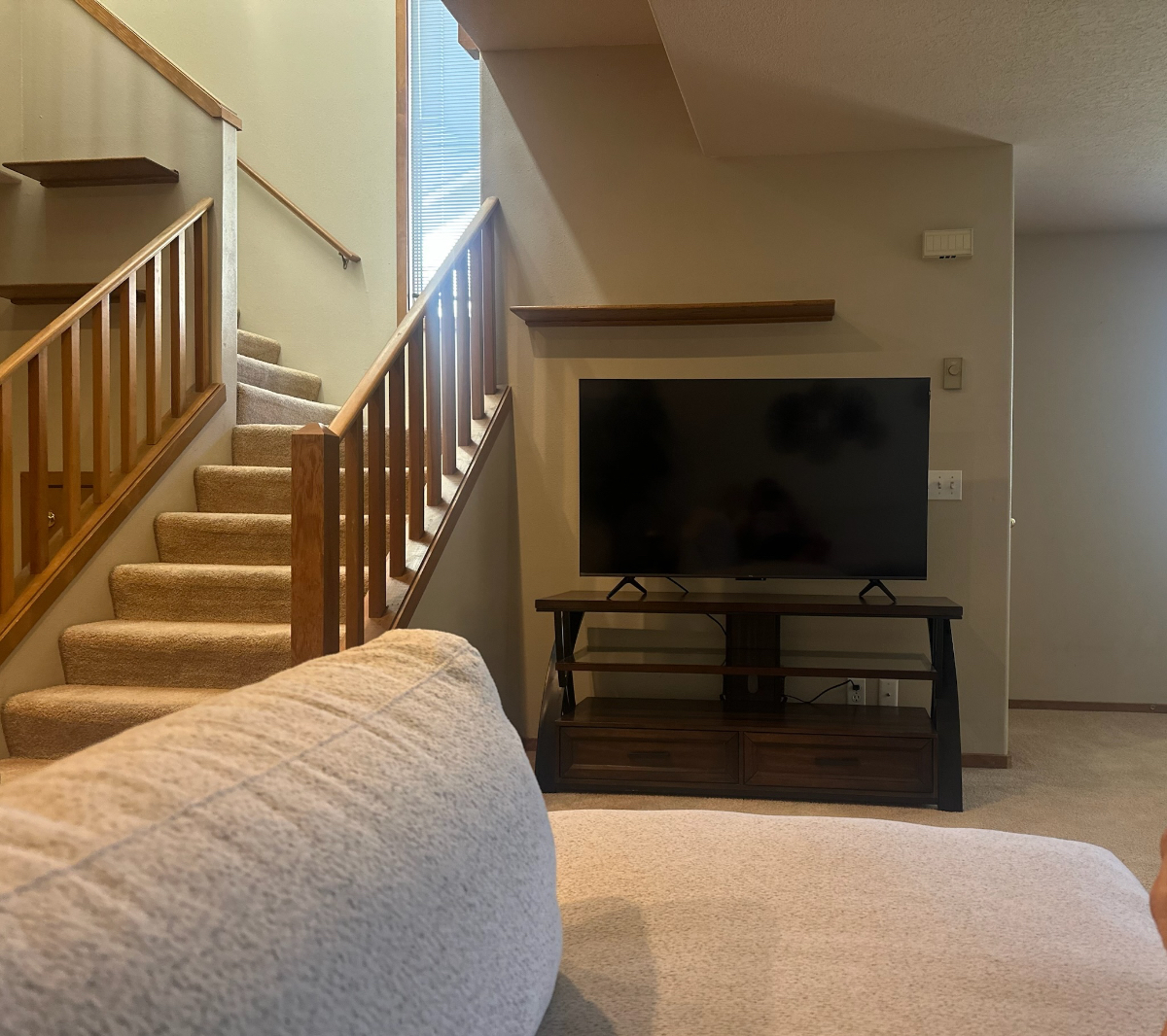 Spacious condo with nice furnishings centrally located - Photo 3