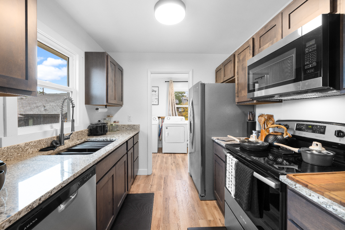 Completely Remodeled 1 Block from Hospital - Photo 12