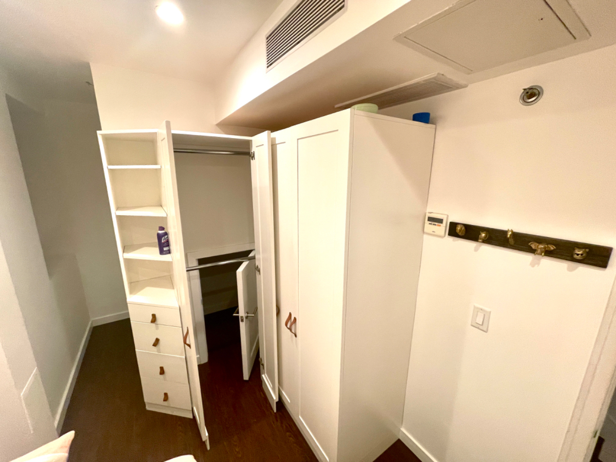 CLEAN LUXURY IN HARLEM - PART TIME ROOMMATE - Photo 7