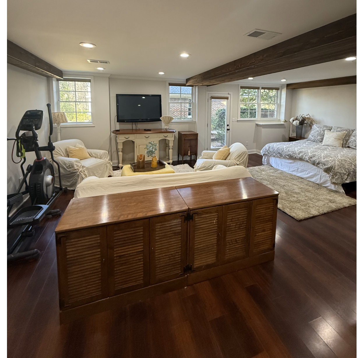 Light and Airy Basement Apartment to Rent in Dunwoody - Photo 4