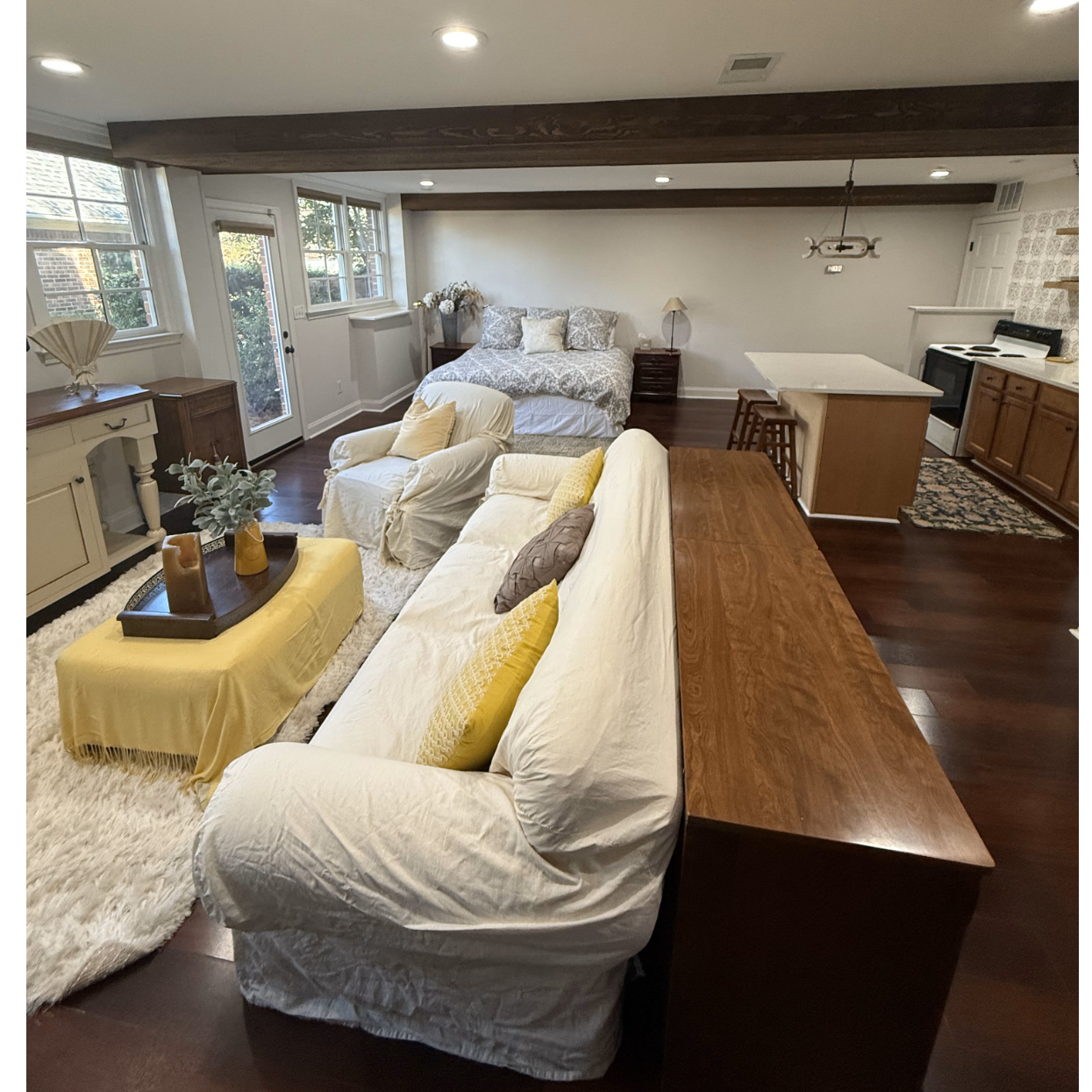 Light and Airy Basement Apartment to Rent in Dunwoody - Photo 3