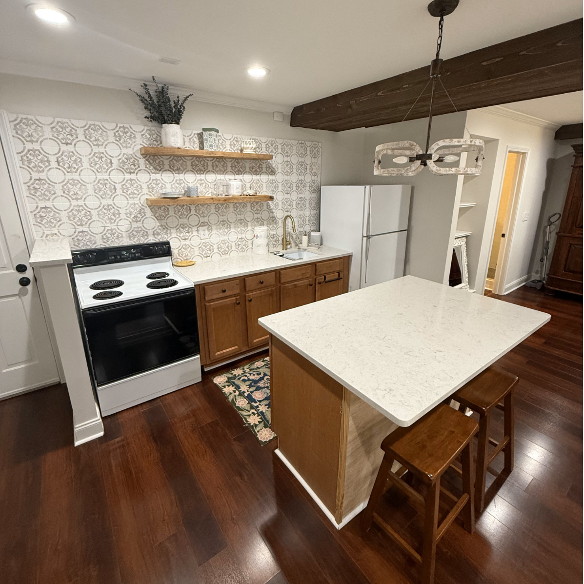 Light and Airy Basement Apartment to Rent in Dunwoody - Photo 8