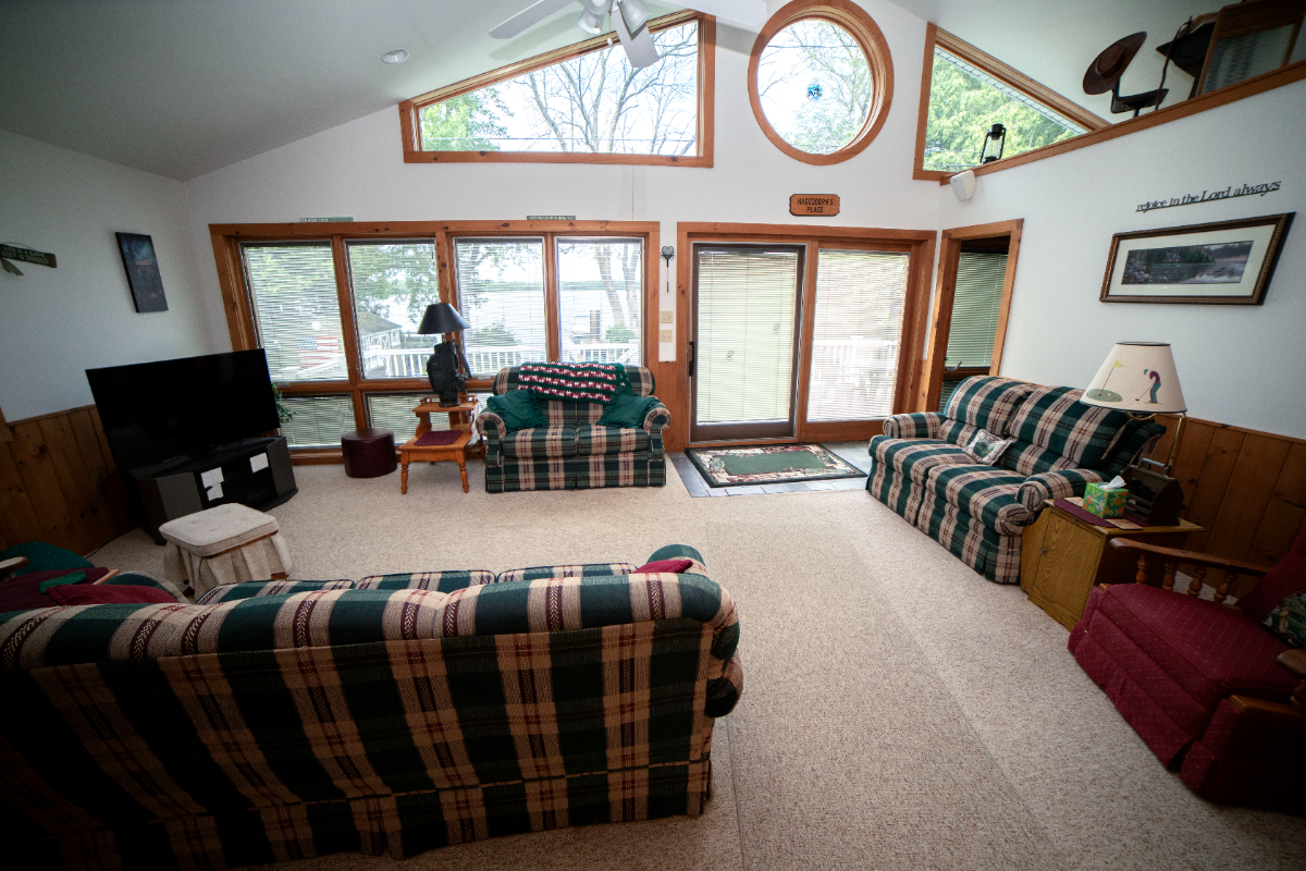 Gorgeous Lakefront Views - Photo 1
