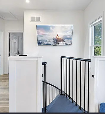 Private Room Near WVU Hospitals Wi-Fi Included/Fl/Flexible Lease Terms - 200 off 1st month - Perfect - Photo 3