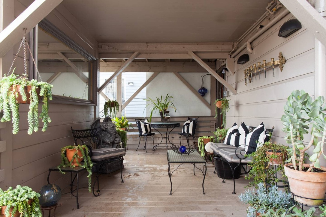 Modern Studio w Big Private Balcony - available OCT 26 - 4 Miles to 6 Hospitals, Easy BART Access - Photo 4