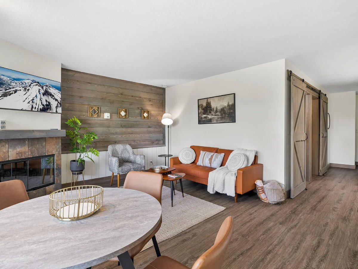 Cozy Bend Condo, Gym, Heated Pools & Trails - Photo 2