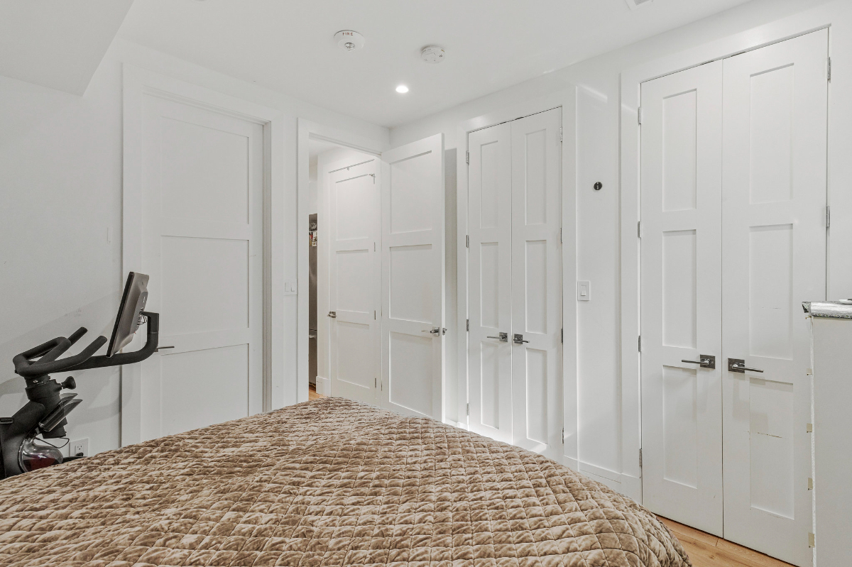 Charming Condo for  Prime Location - Photo 10